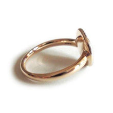 Load image into Gallery viewer, Pomellato Sabbia Ring Rounded Brown Diamond L-image3