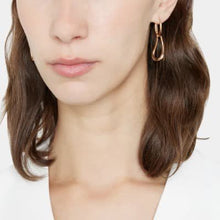 Load image into Gallery viewer, Pomellato Fantina Drop Earrings Rose Gold - Luce Jewelry