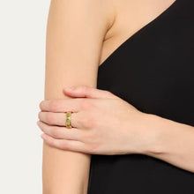 Load image into Gallery viewer, Pomellato Iconica Ring Peridots - Luce Jewelry