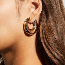 Load image into Gallery viewer, Pomellato Iconica Rose Gold Hoop Earrings - Luce Jewelry
