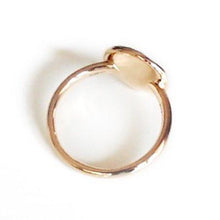 Load image into Gallery viewer, Pomellato Sabbia Ring Rounded Brown Diamond L-image4